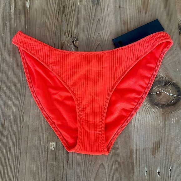 TRIANGL MACI - NORMAL BOTTOM ONLY CANDY RIB NO BAG NEW WITH TAGS - Picture 1 of 4